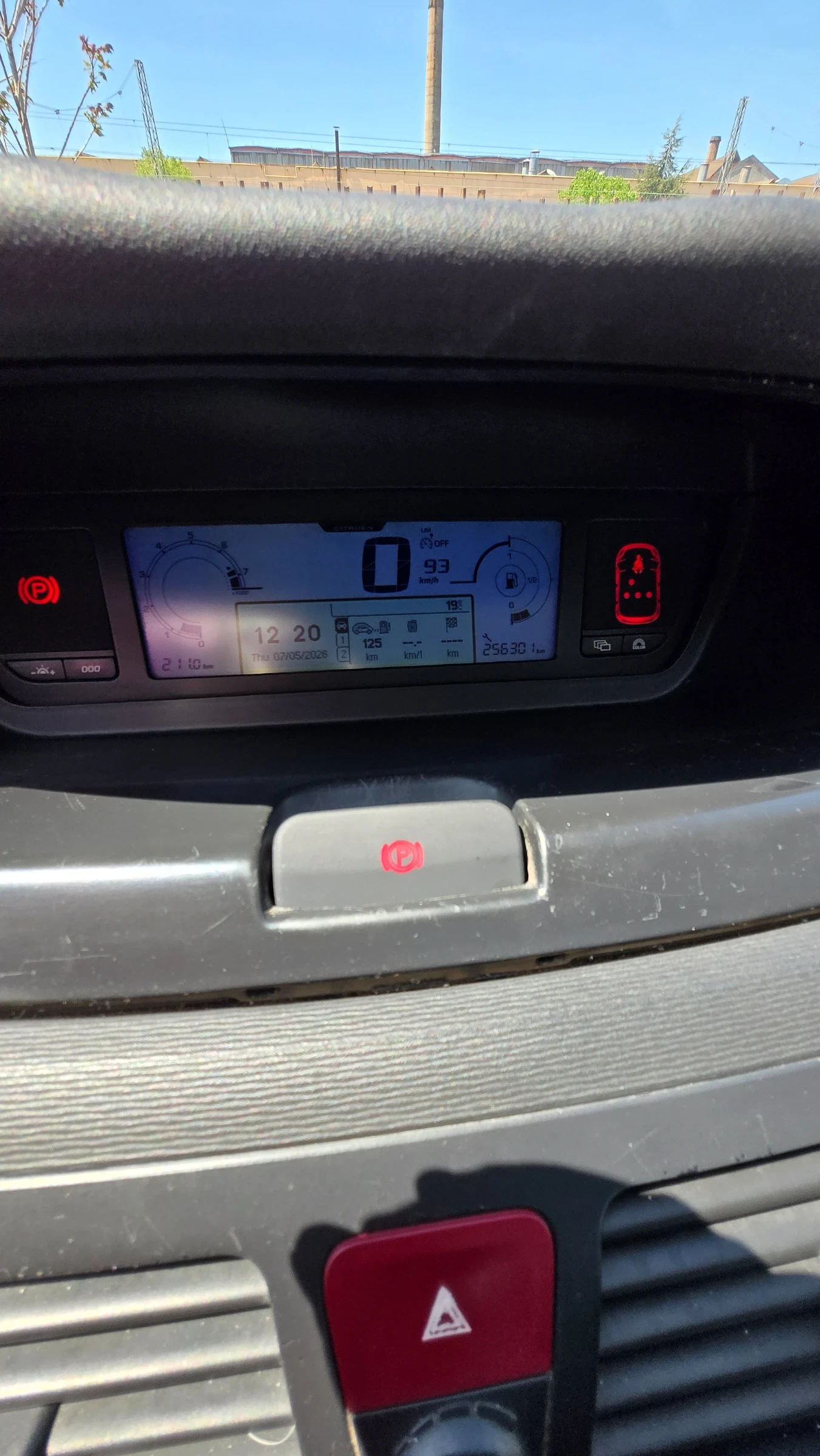 Citroen C4 Picasso, снимка 9 - Автомобили и джипове - 54450281