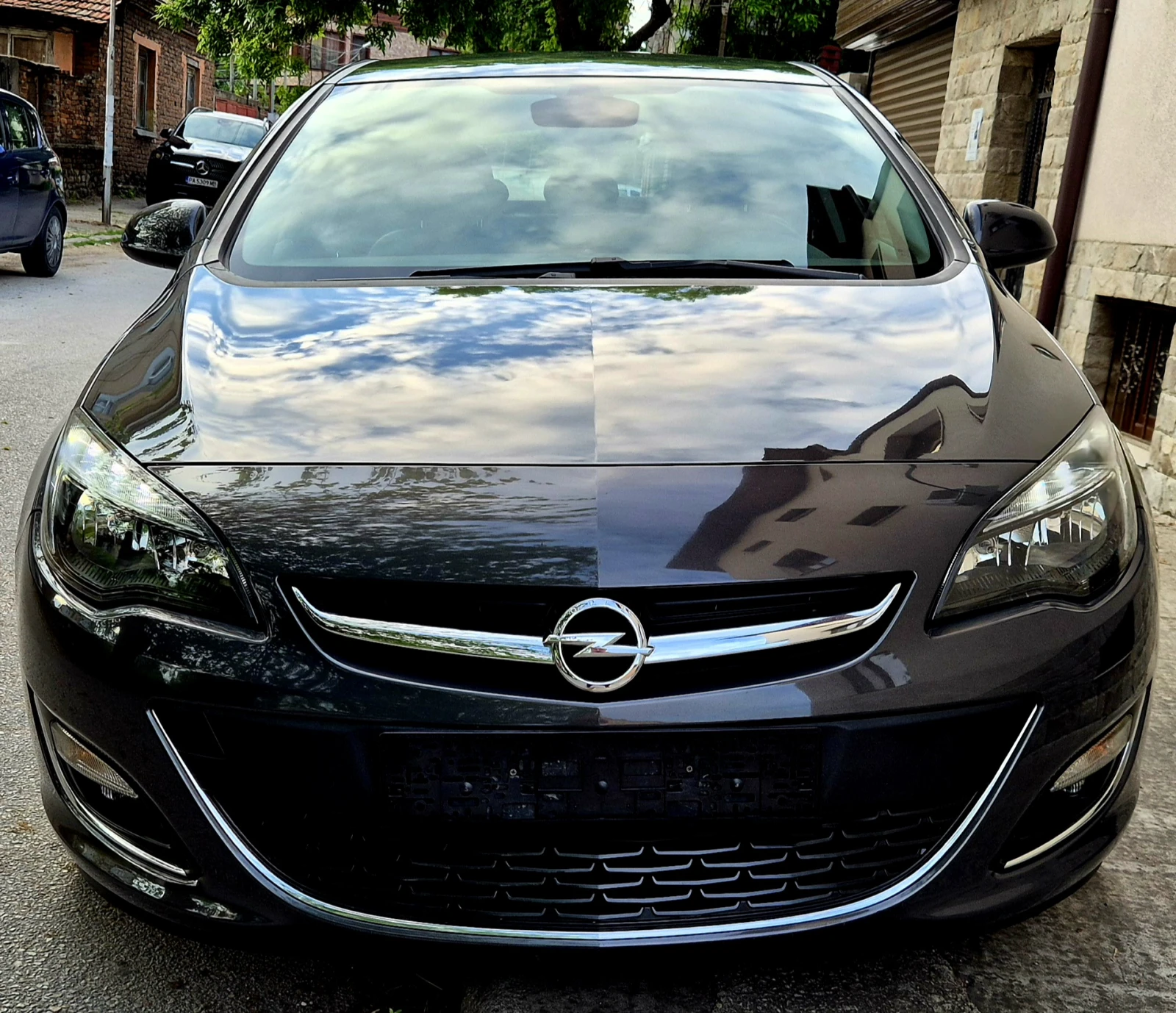 Opel Astra 1.7d-COSMO-нави-LED