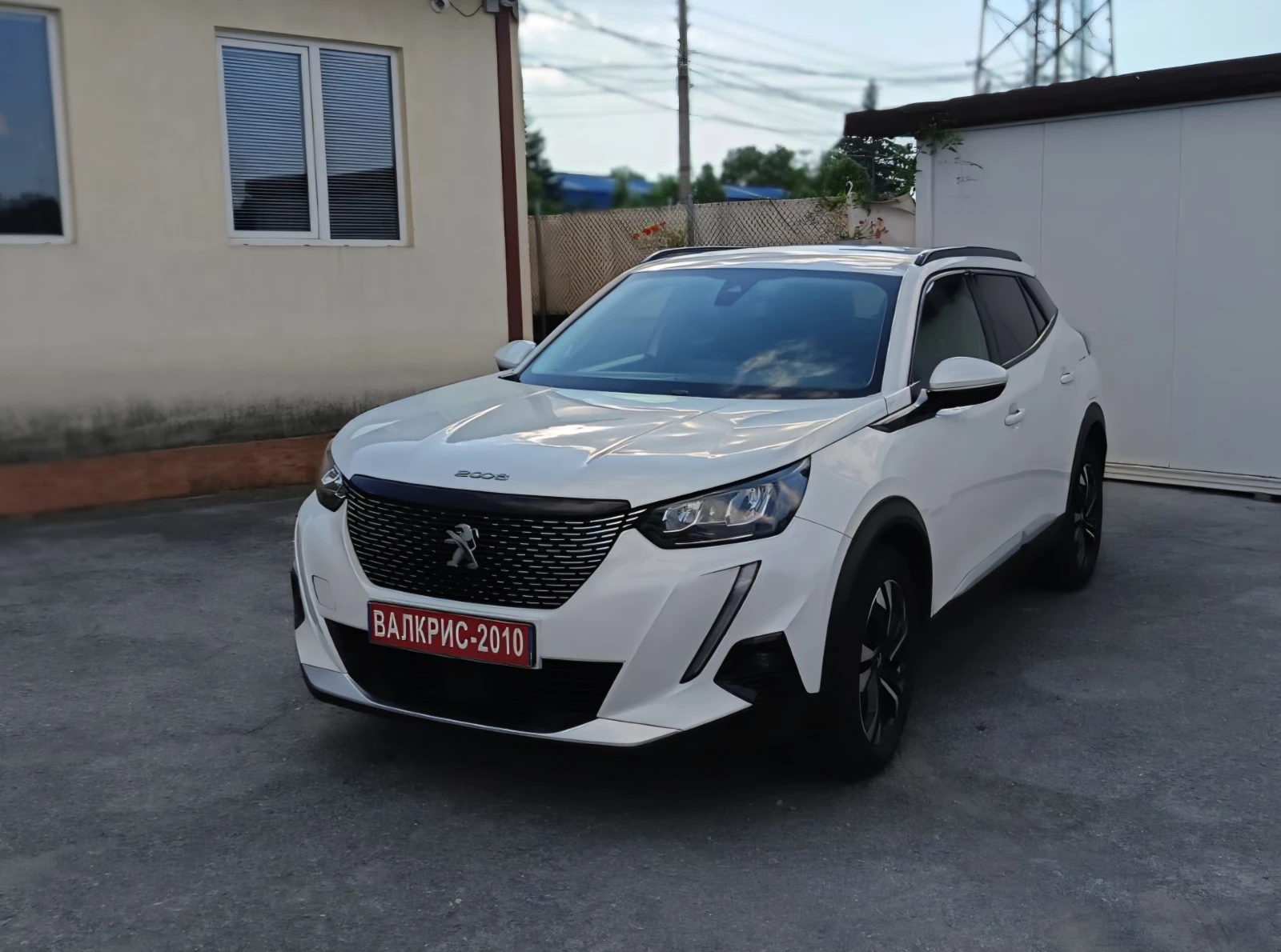 Peugeot 2008 PureTech Allure Pack i-Cockpit Бяла Перла, снимка 3 - Автомобили и джипове - 54839242
