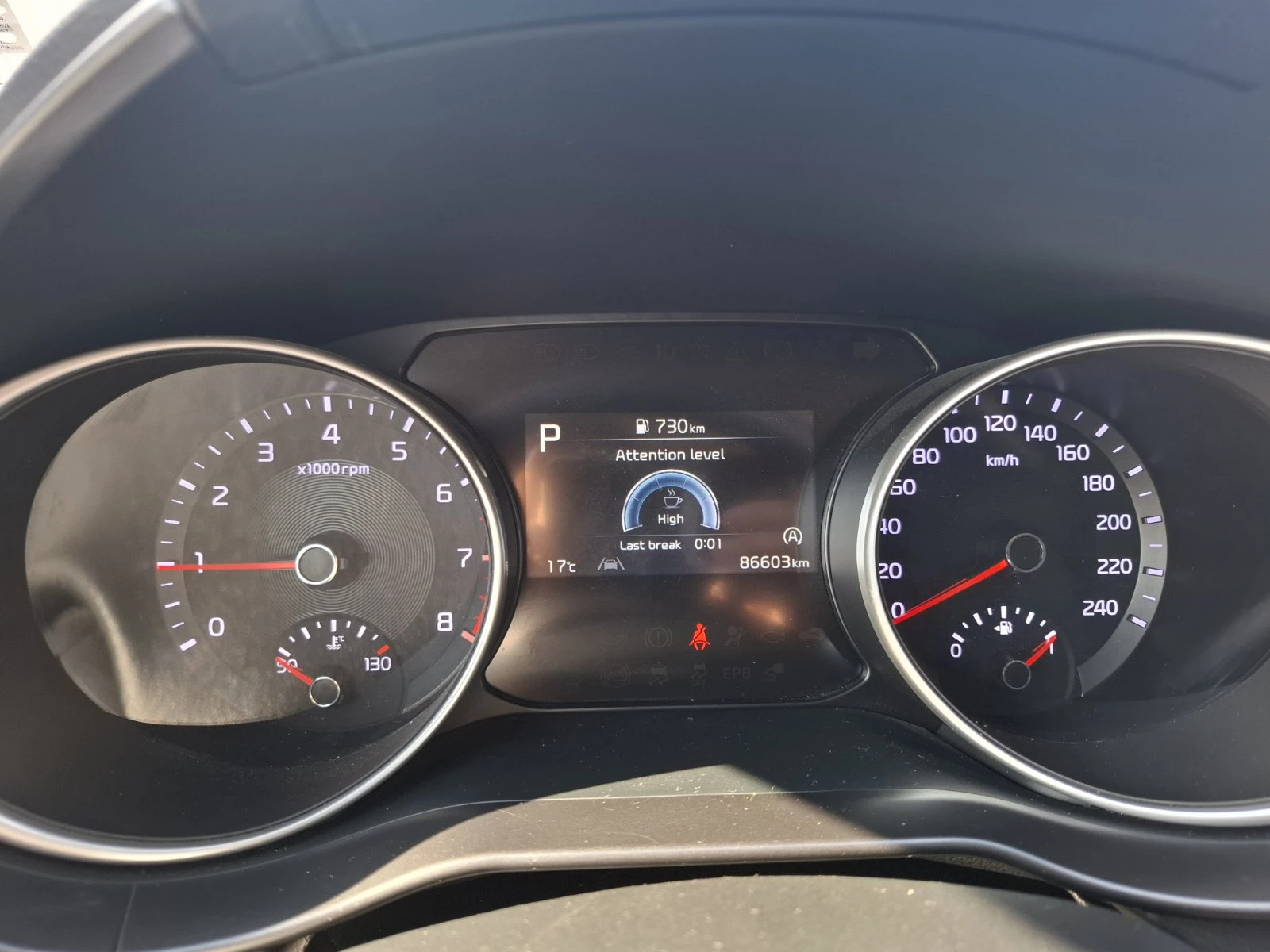 Kia Ceed 1.5 T-gdi Comfort , снимка 10 - Автомобили и джипове - 54844098