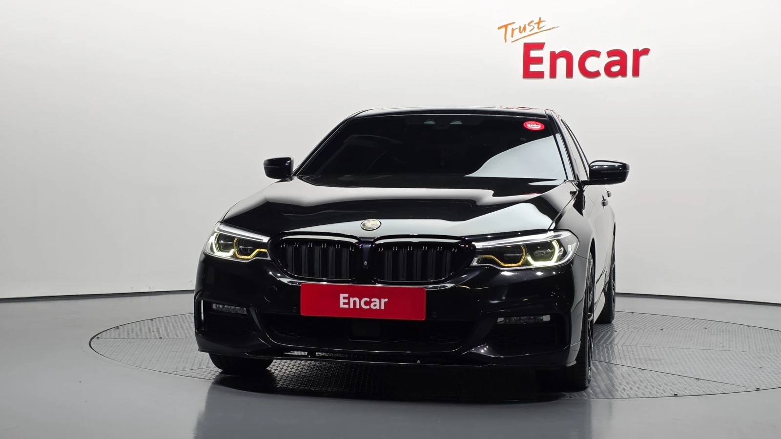 BMW 530 M ПАКЕТ/ПОДГРЕВ/ПАМЕТ/HEAD-UP/ШИБЕДАХ, снимка 2 - Автомобили и джипове - 55049400