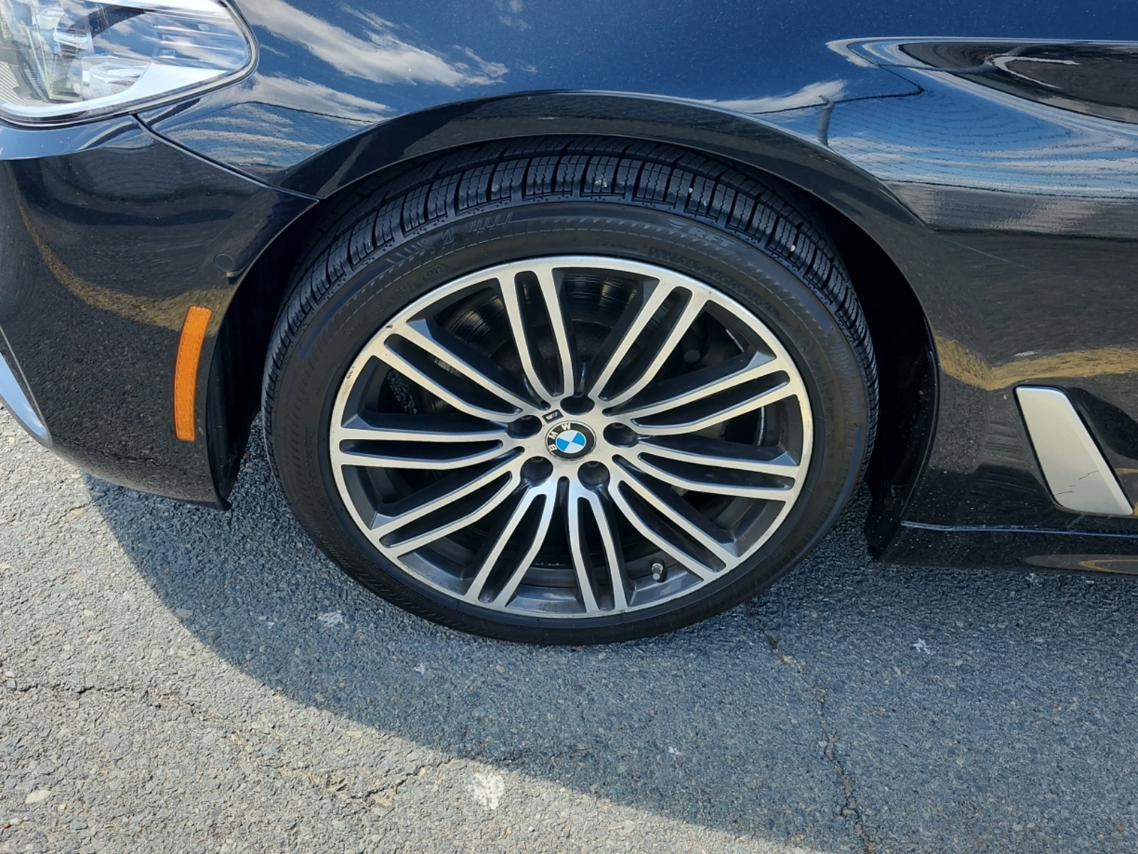 BMW 530 * M PACK* ПОДГРЕВИ* ШИБИДАХ* CARFAX* , снимка 5 - Автомобили и джипове - 55155420