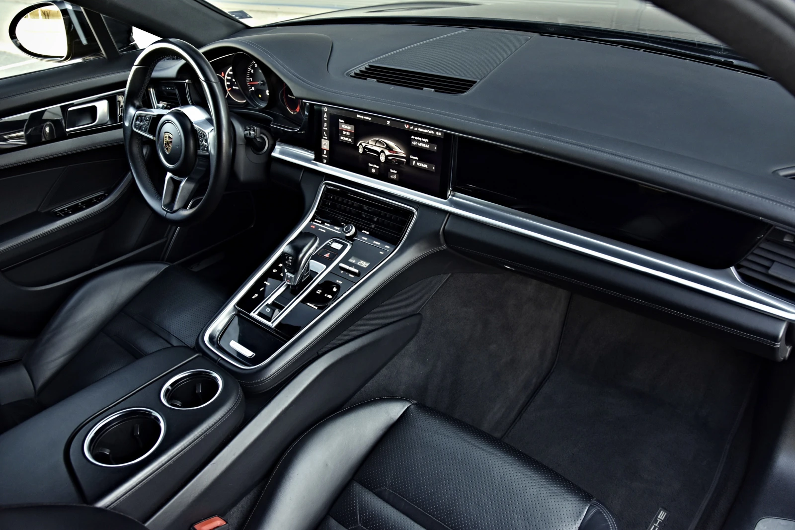 Porsche Panamera 441cv//PANO//360//, снимка 12 - Автомобили и джипове - 55228944