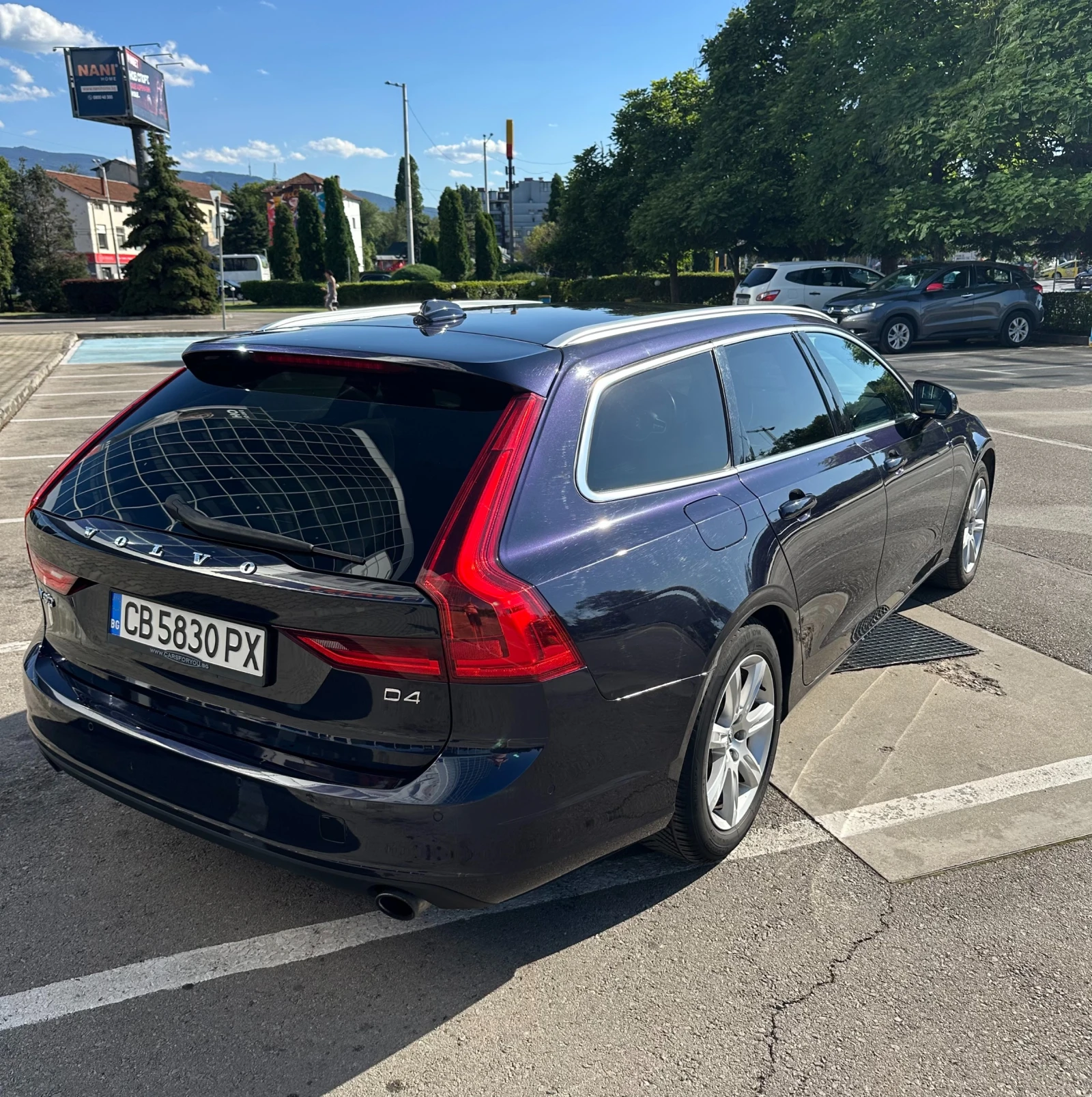 Volvo V90 D4, снимка 5 - Автомобили и джипове - 55243891