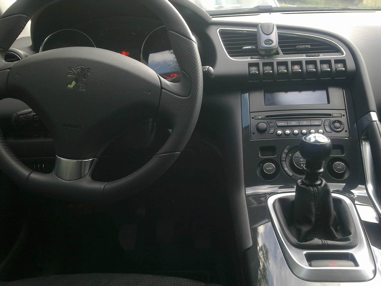 Peugeot 3008, снимка 5 - Автомобили и джипове - 55315210