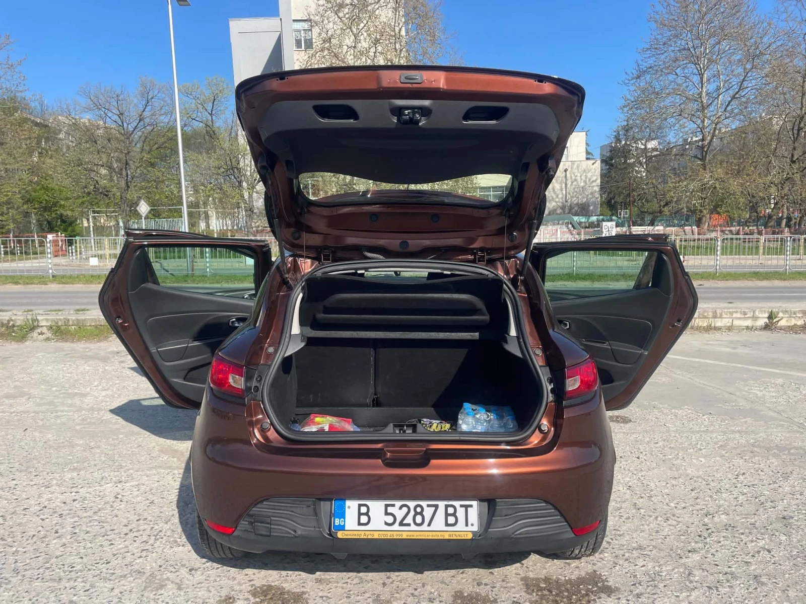 Renault Clio, снимка 2 - Автомобили и джипове - 55729124