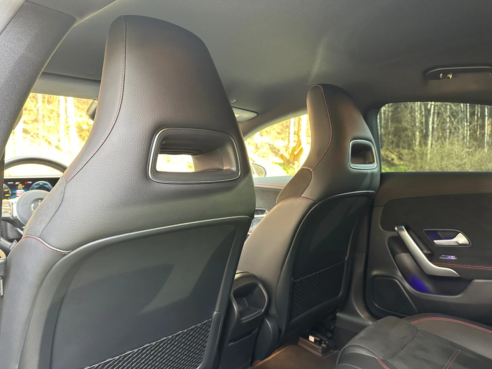 Mercedes-Benz CLA 200, снимка 8 - Автомобили и джипове - 55771206