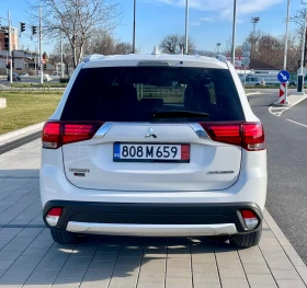 Mitsubishi Outlander GT V6 3000 FULL, снимка 6