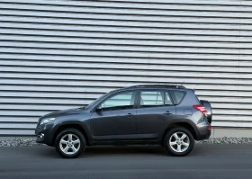 Toyota Rav4 2.0 158k.c Facelift Linea Luna Швейцария 4WD - 10100 € / 19753.88 лв. - 34170465 2