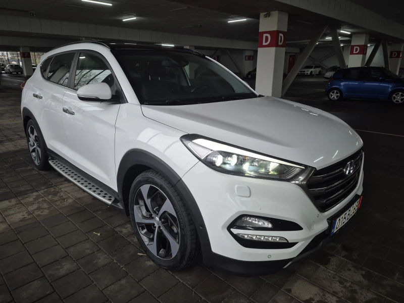 Hyundai Tucson 1.6i, снимка 2 - Автомобили и джипове - 52582912