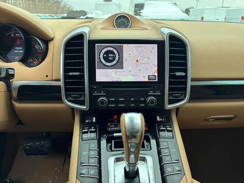 Porsche Cayenne * CARFAX * БЕЗ ПЪРВОНАЧАЛНА ВНОСКА, снимка 9 - Автомобили и джипове - 52650702