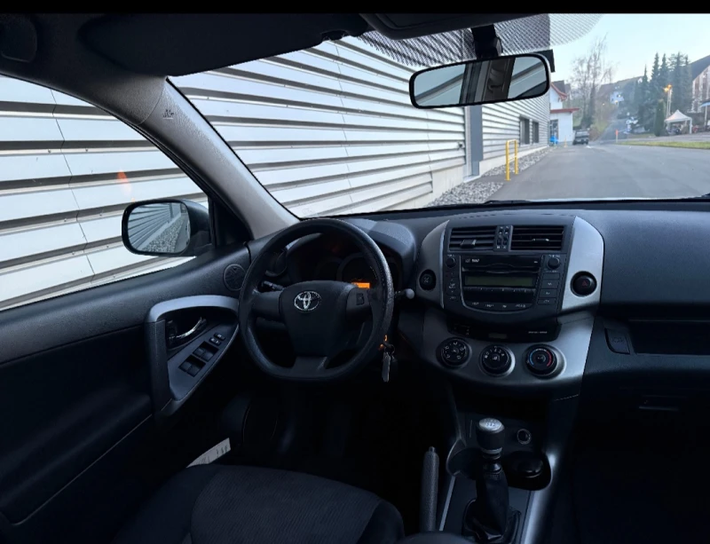 Toyota Rav4 2.0 158k.c Facelift Linea Luna Швейцария 4WD, снимка 7 - Автомобили и джипове - 53504778