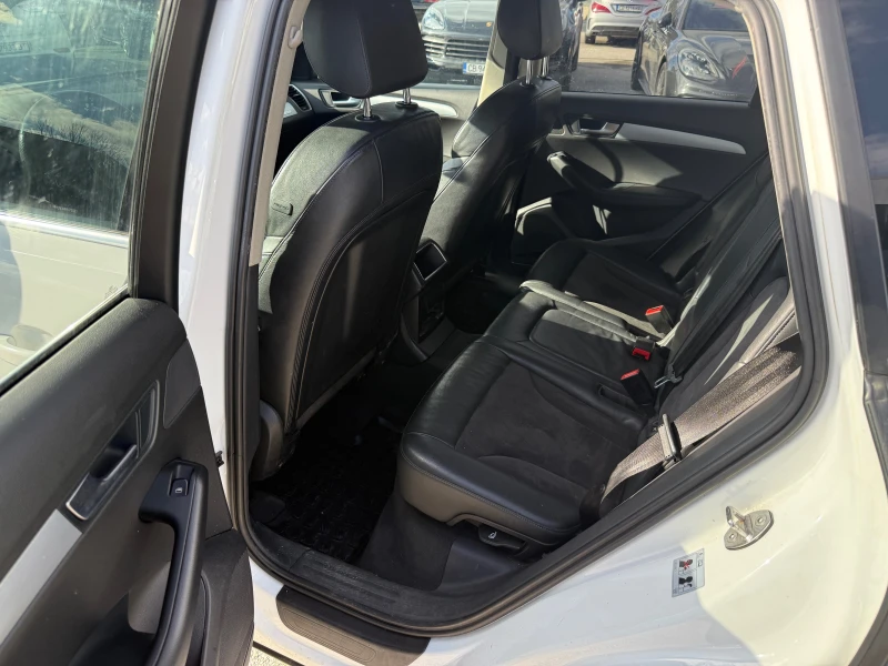 Audi Q5 3.0TDI от Първи собственик, снимка 9 - Автомобили и джипове - 53562538