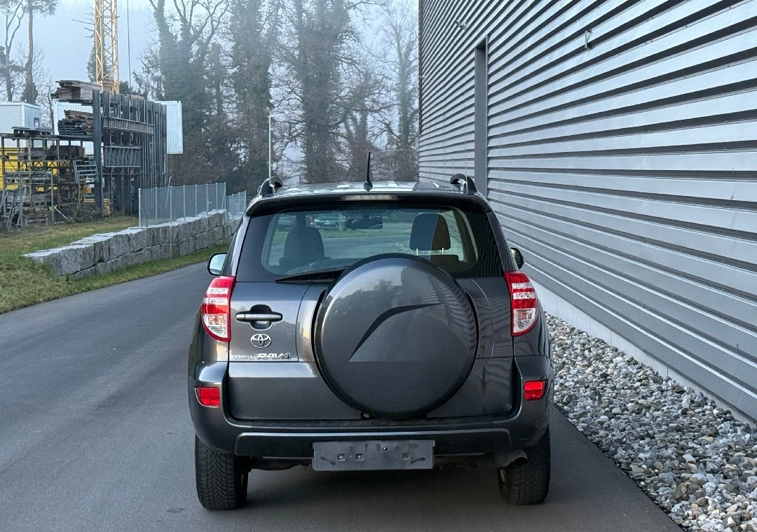 Toyota Rav4 2.0 158k.c Facelift Linea Luna ��������� 4WD | Mobile.bg � ����������� 4