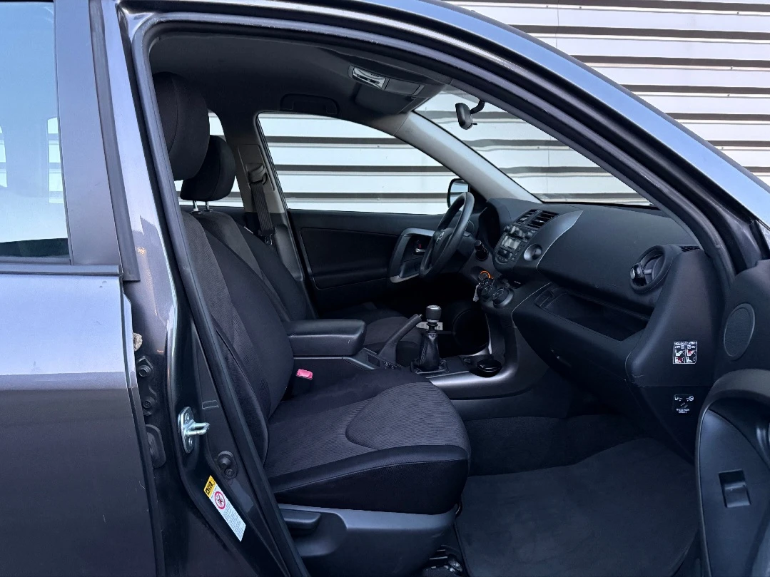 Toyota Rav4 2.0 158k.c Facelift Linea Luna ��������� 4WD | Mobile.bg � ����������� 5