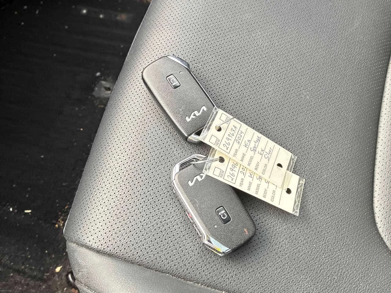 Kia Sportage * EX * CARFAX * ЦЕНА ДО БГ, снимка 13 - Автомобили и джипове - 53967757