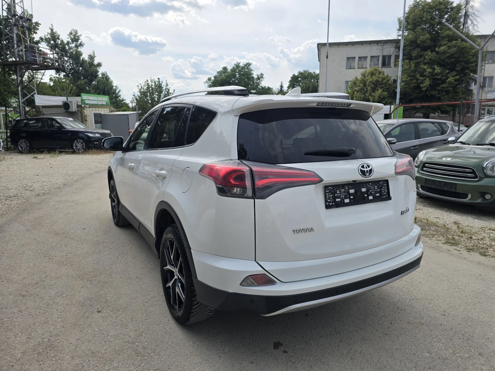 Toyota Rav4 2.0D 143к.с 6 Скорости 2WD, снимка 3 - Автомобили и джипове - 54998777