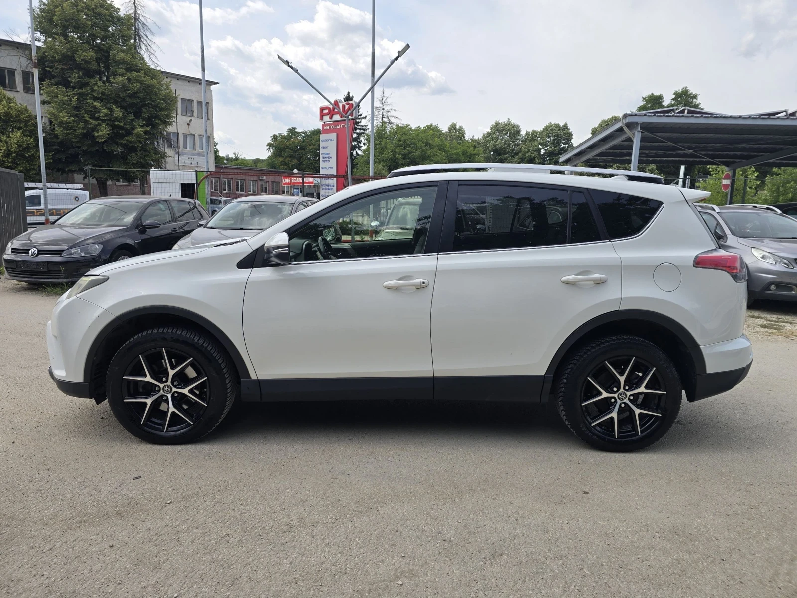 Toyota Rav4 2.0D 143к.с 6 Скорости 2WD, снимка 7 - Автомобили и джипове - 54998777