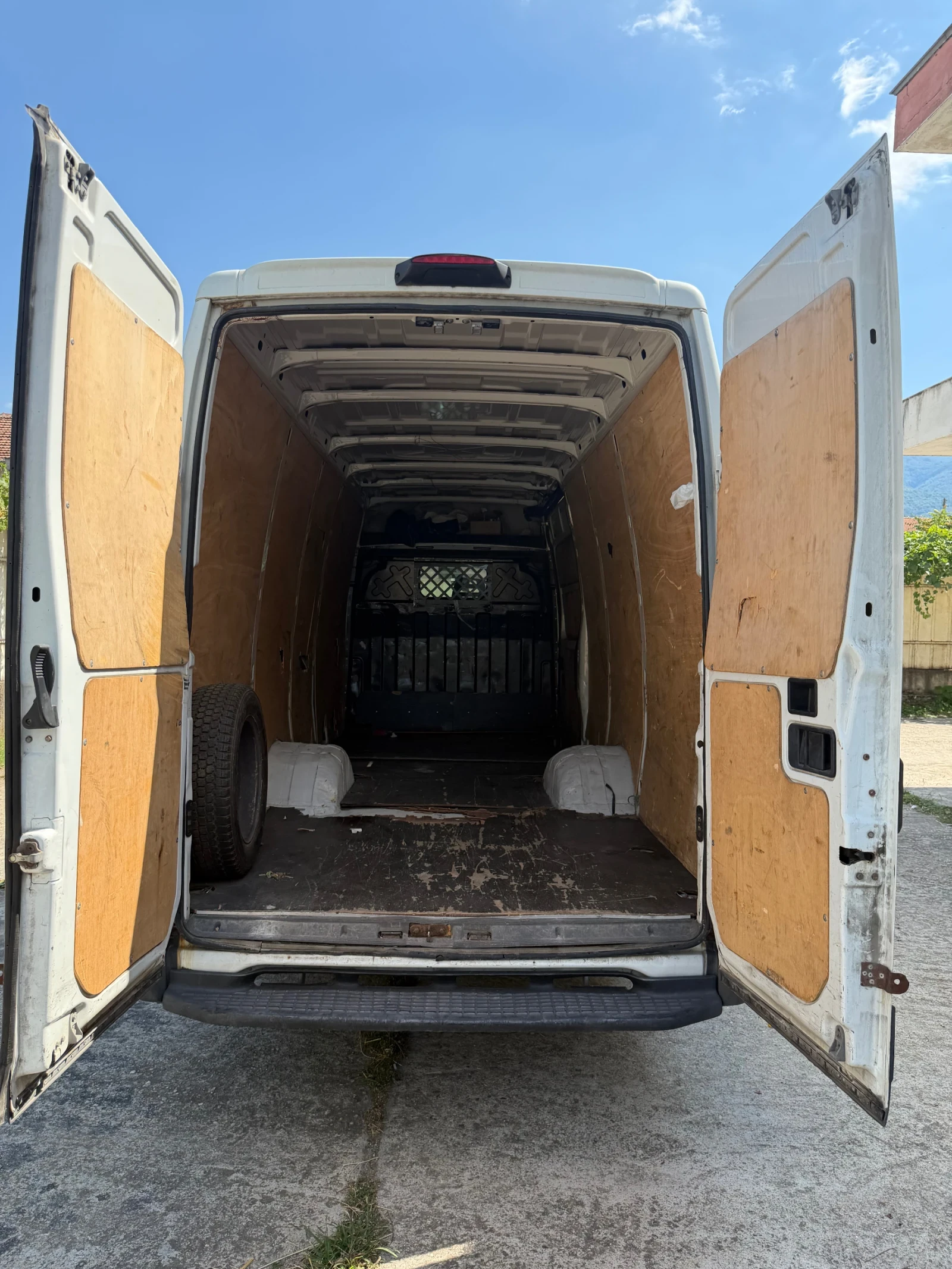 Iveco Massive, снимка 7 - Автомобили и джипове - 55396797