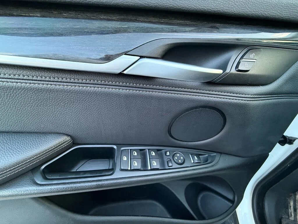 BMW X5 * AWD* 360* Ambient Light* Head-up* PANO* ПОДГРЕВ*, снимка 17 - Автомобили и джипове - 55464455