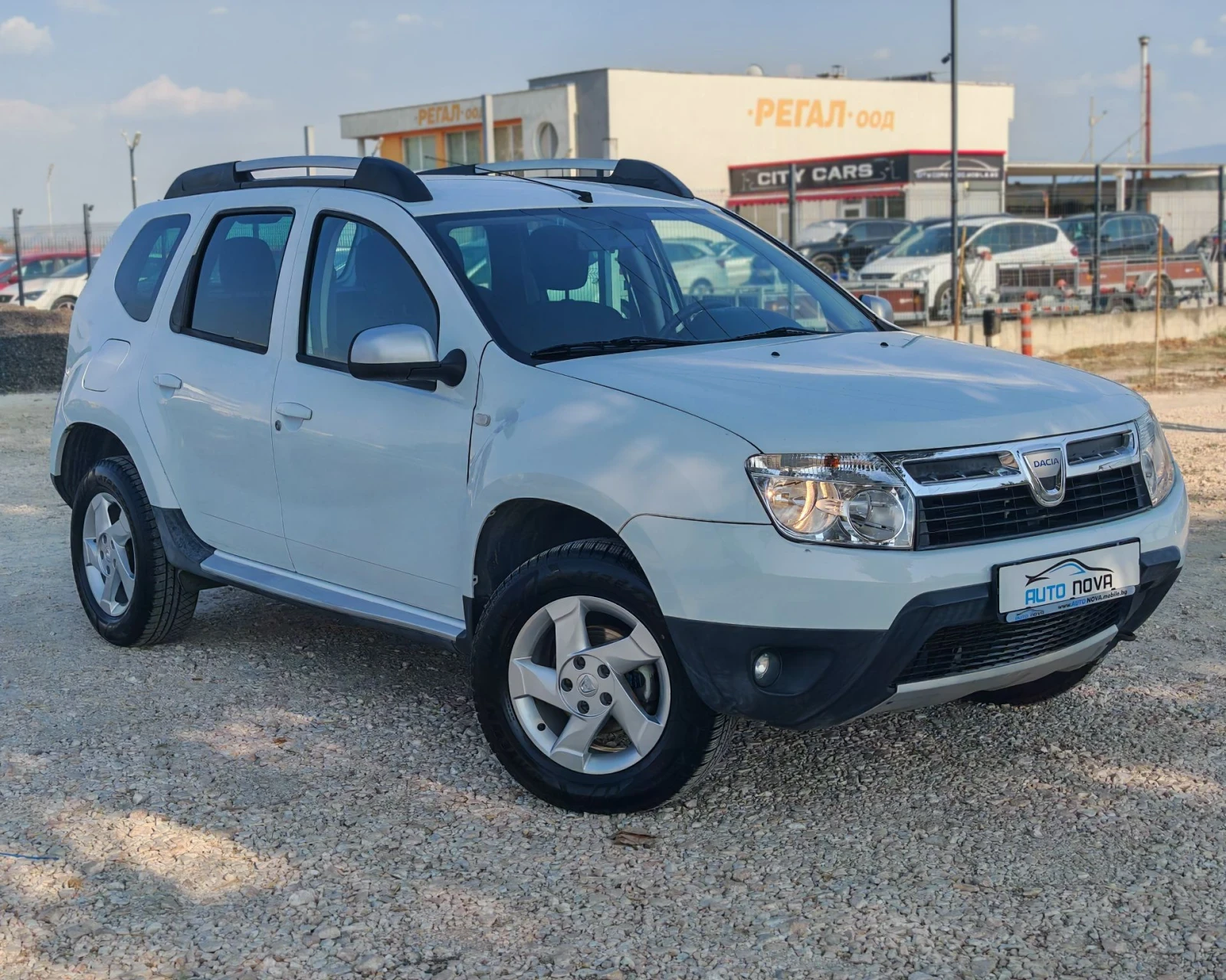 Dacia Duster 1.6 БЕНЗИН 105 К.С.125 000 КМ! НОВА!!!, снимка 15 - Автомобили и джипове - 55579376