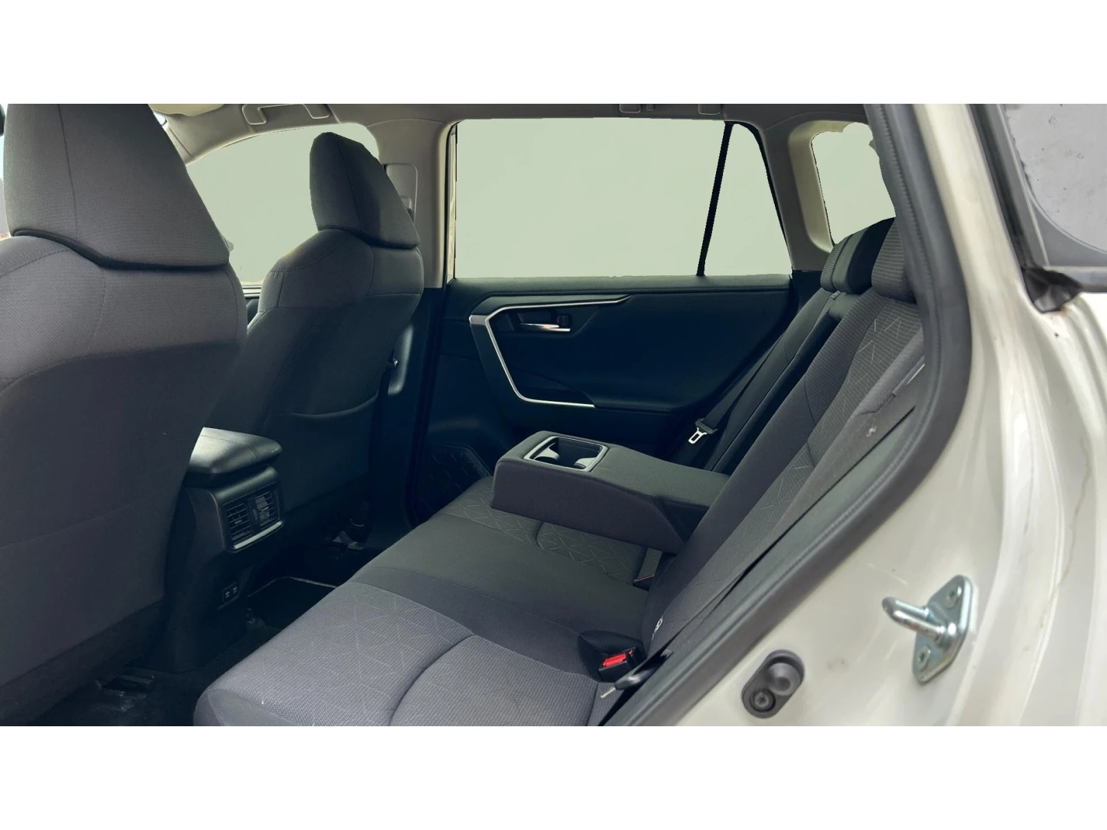 Toyota Rav4  2.5  HSD AWD, Месечна вноска от 444  , снимка 11 - Автомобили и джипове - 56150271