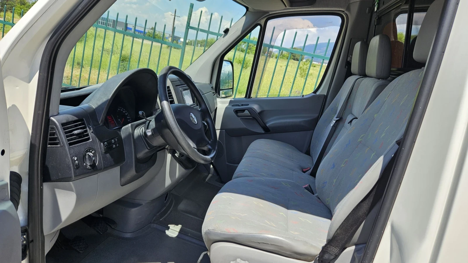 VW Crafter Климатик!!!!, снимка 10 - Бусове и автобуси - 54767888