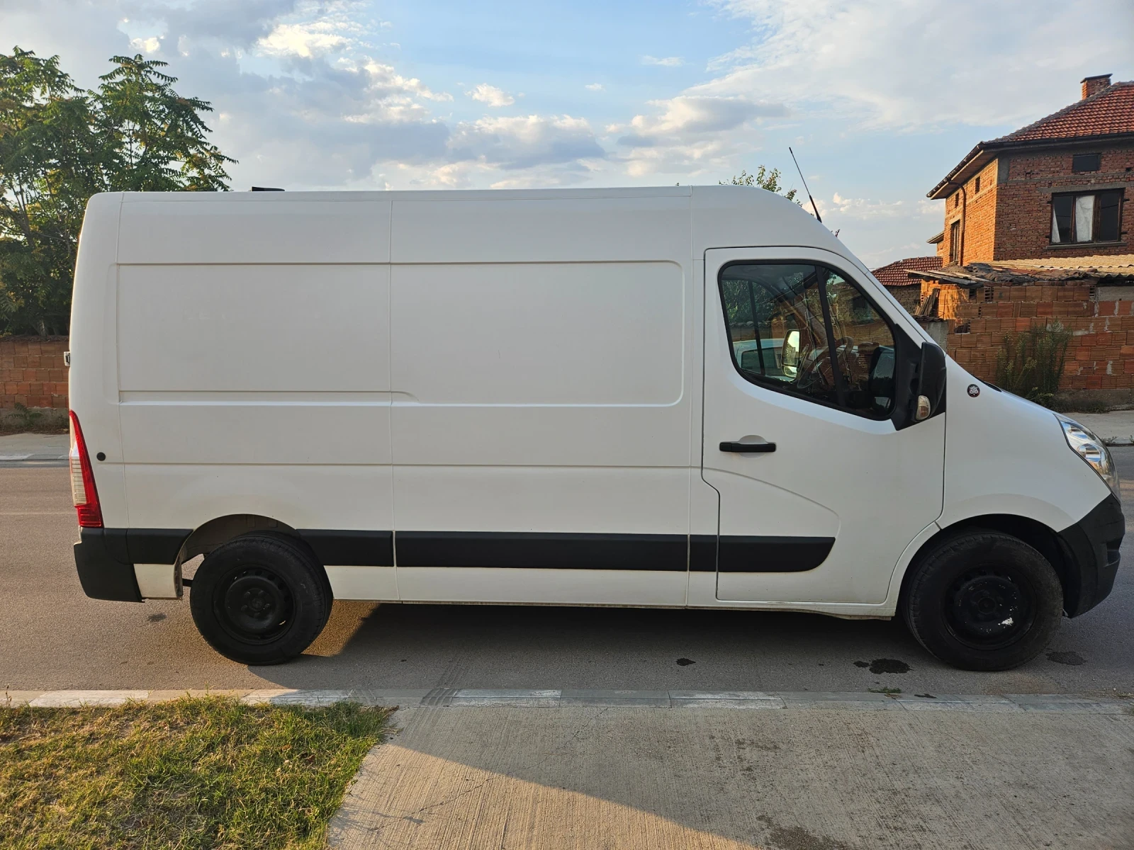 Renault Master, снимка 2 - Бусове и автобуси - 55578607