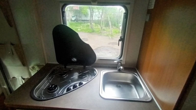 Кемпер Rimor Renault master Rimor, снимка 17 - Каравани и кемпери - 46813294