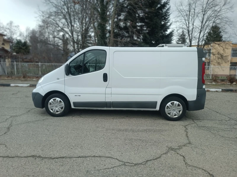 Кемпер Renault Nissan Primastar НОВ ВНОС ОТ АВСТРИЯ , снимка 8 - Каравани и кемпери - 53063885