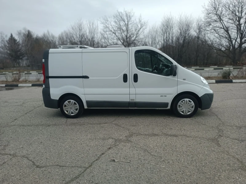 Кемпер Renault Nissan Primastar НОВ ВНОС ОТ АВСТРИЯ , снимка 4 - Каравани и кемпери - 53063885