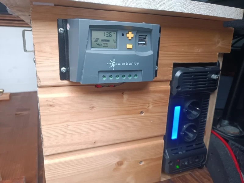 Кемпер Renault Nissan Primastar НОВ ВНОС ОТ АВСТРИЯ , снимка 15 - Каравани и кемпери - 53063885