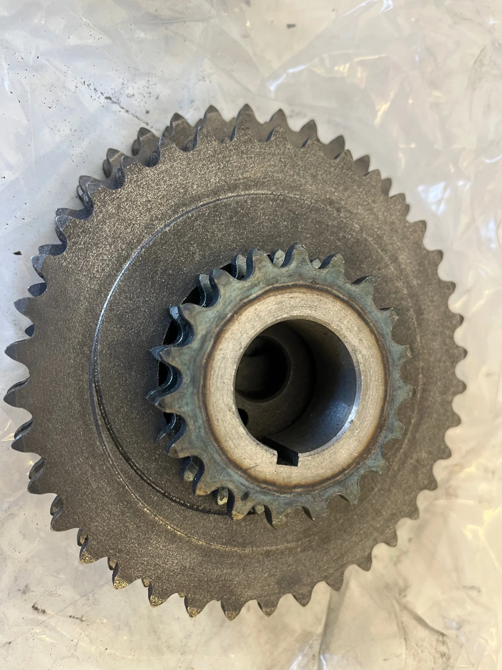       2101/2107/2121/21213 | Mobile.bg   8