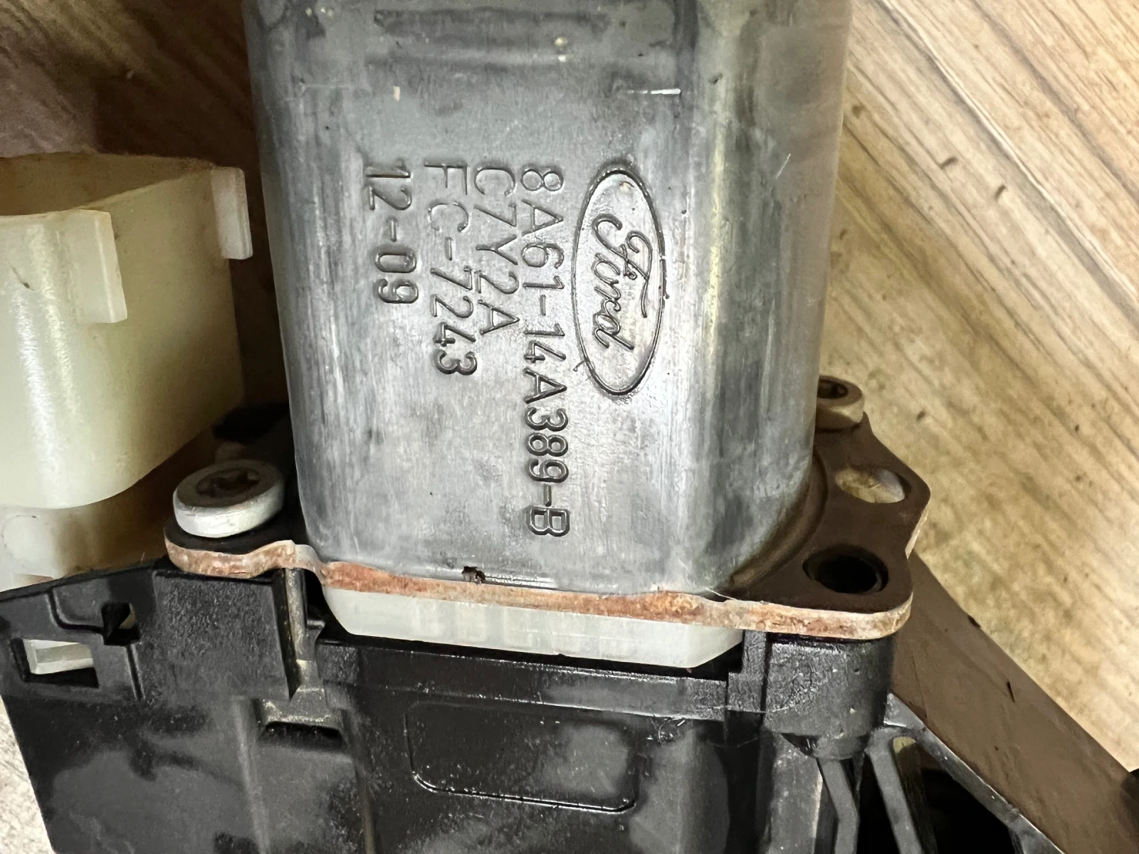 8A61-14A389-B  ������� �������������� ��  Ford Fiesta 8A6114A389B 0130822404 0 130 822  404 | Mobile.bg � ����������� 6