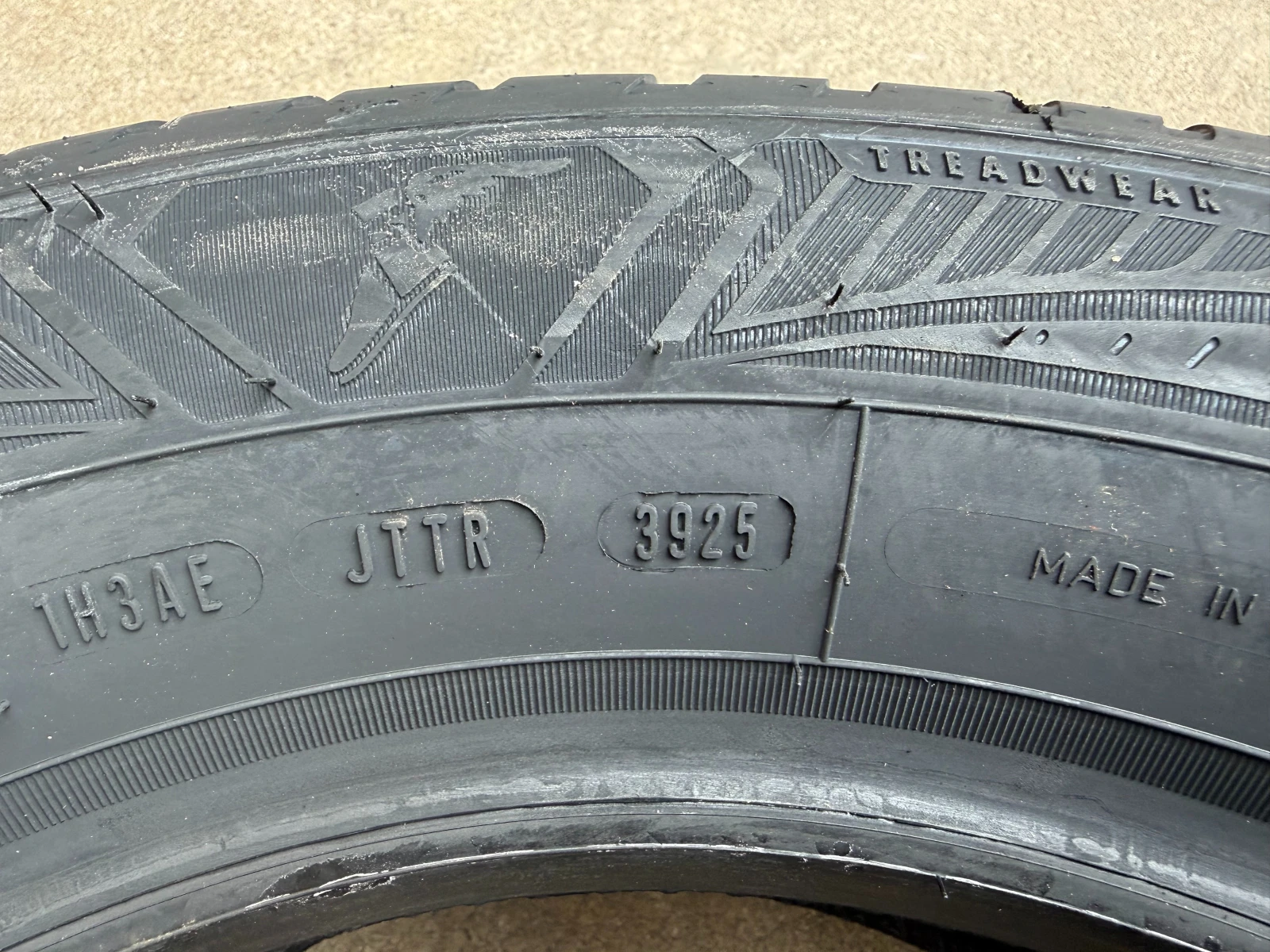 Гуми Летни 195/65R15, снимка 4 - Гуми и джанти - 55583244