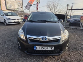 Toyota Auris 1, 8 benzin hybrid 100hp + 32 hp , снимка 9