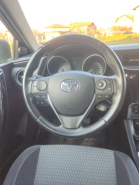 Toyota Auris ГАЗ - РЕГИСТРИРАН, снимка 7