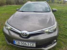 Toyota Auris ГАЗ - РЕГИСТРИРАН, снимка 1