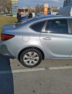 Opel Astra J 1.6 CDTi, снимка 7