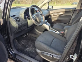 Toyota Auris 1, 8 benzin hybrid 100hp + 32 hp  - 5300 € / 10365.90 лв. - 25872398 10