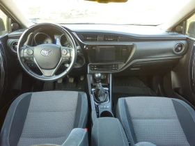 Toyota Auris ГАЗ - РЕГИСТРИРАН - 10999 € / 21512.17 лв. - 72876788 10