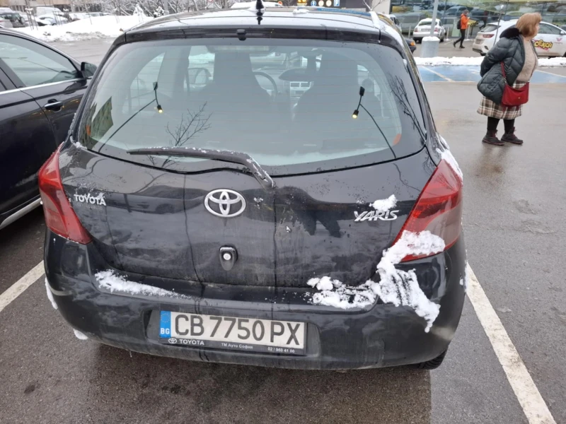 Toyota Yaris, снимка 3 - Автомобили и джипове - 48440780