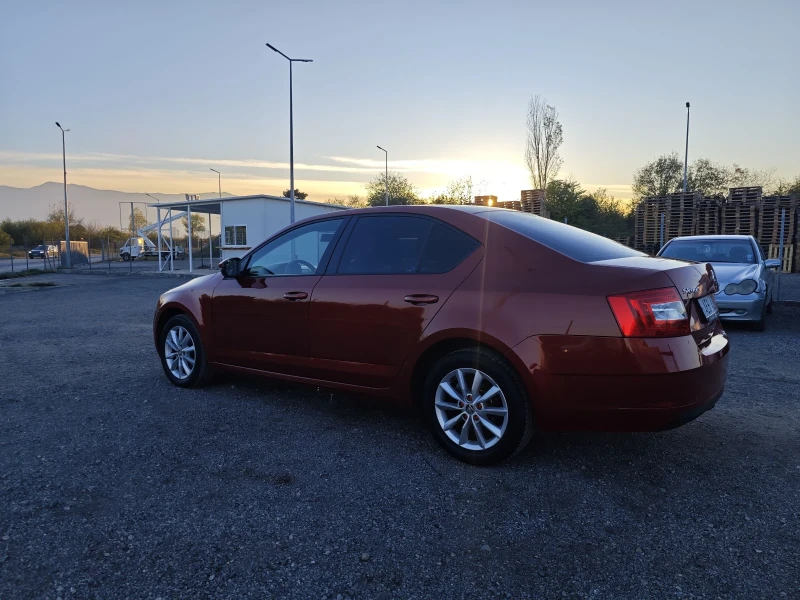 Skoda Octavia ТОП СЪСТОЯНИЕ , снимка 7 - Автомобили и джипове - 48526893