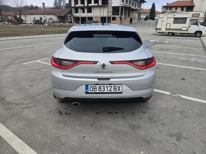 Renault Megane Автоматик 1.5dci, снимка 5 - Автомобили и джипове - 49229672