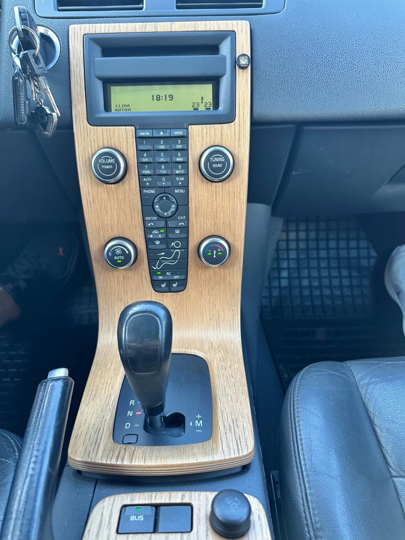 Volvo V50 2.0 136 к.с., снимка 14 - Автомобили и джипове - 51525771