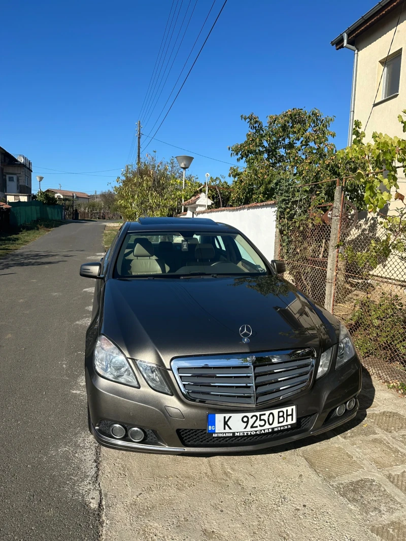 Mercedes-Benz E 250, снимка 4 - Автомобили и джипове - 52440228
