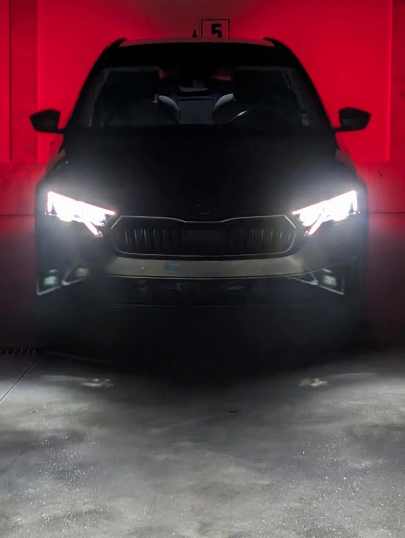 Skoda Octavia TDI, снимка 2 - Автомобили и джипове - 52445668