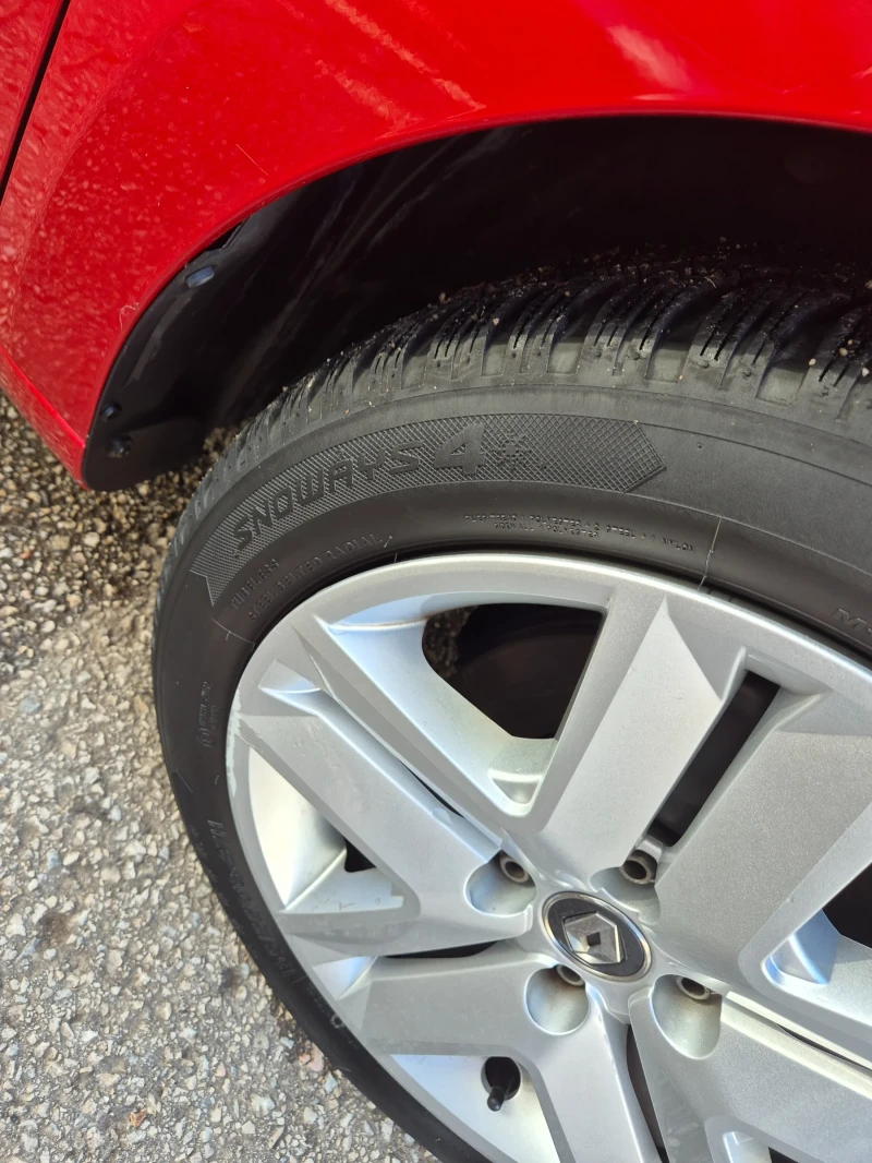 Renault Clio Zen, снимка 8 - Автомобили и джипове - 52630561