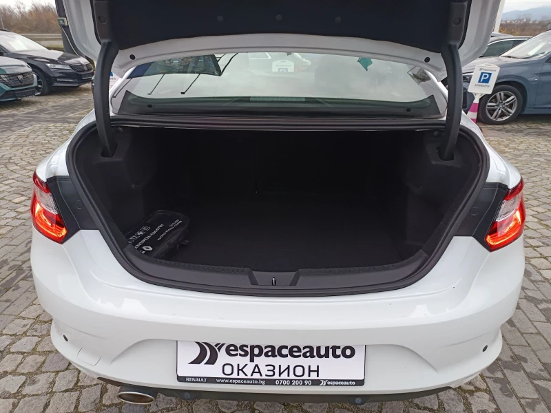 Renault Megane SEDANE 1.3TCe 140к.с., снимка 16 - Автомобили и джипове - 52692720