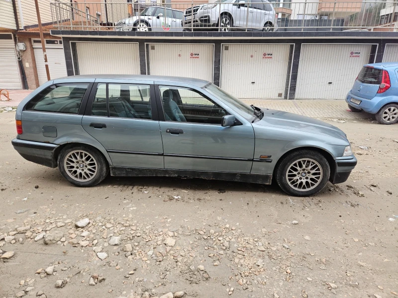 BMW 318, снимка 3 - Автомобили и джипове - 52897108